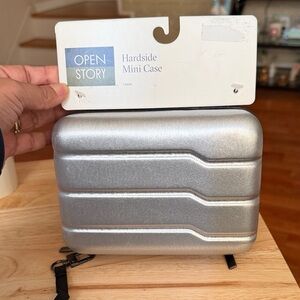 OPEN STORY Hardside Mini Case - Silver